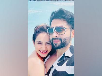 Jackky Bhagnani pens adorable birthday wish for girlfriend Rakul Preet Singh | Jackky Bhagnani pens adorable birthday wish for girlfriend Rakul Preet Singh Jackky Bhagnani pens adorable birthday wish for girlfriend Rakul Preet Singh | Jackky Bhagnani pens adorable birthday wish for girlfriend Rakul Preet Singh