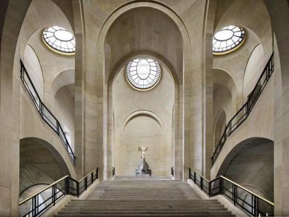 Louvre Museum in Paris closes for security reasons | Louvre Museum in Paris closes for security reasons Louvre Museum in Paris closes for security reasons | Louvre Museum in Paris closes for security reasons