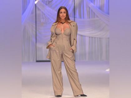 Malaika Arora exudes boss lady vibes at Lakme Fashion Week 2023 | Malaika Arora exudes boss lady vibes at Lakme Fashion Week 2023 Malaika Arora exudes boss lady vibes at Lakme Fashion Week 2023 | Malaika Arora exudes boss lady vibes at Lakme Fashion Week 2023