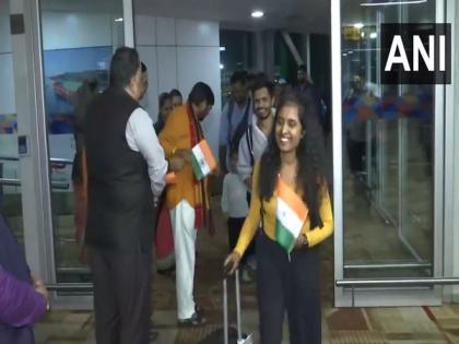 "Thankful" to Indian govt for 'Operation Ajay', says Indians evacuated from Israel | "Thankful" to Indian govt for 'Operation Ajay', says Indians evacuated from Israel "Thankful" to Indian govt for 'Operation Ajay', says Indians evacuated from Israel | "Thankful" to Indian govt for 'Operation Ajay', says Indians evacuated from Israel