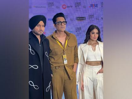 Harbhajan Singh, Kritika Kamra stylish look left everyone in awe at Lakme Fashion Week 2023 | Harbhajan Singh, Kritika Kamra stylish look left everyone in awe at Lakme Fashion Week 2023 Harbhajan Singh, Kritika Kamra stylish look left everyone in awe at Lakme Fashion Week 2023 | Harbhajan Singh, Kritika Kamra stylish look left everyone in awe at Lakme Fashion Week 2023