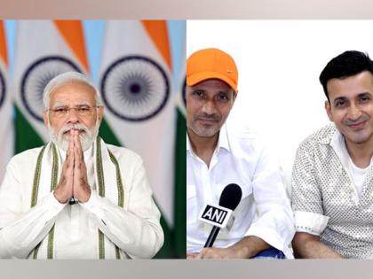 PM Modi pens down Garba song 'Maadi'; Meet brothers excited about composing it | PM Modi pens down Garba song 'Maadi'; Meet brothers excited about composing it PM Modi pens down Garba song 'Maadi'; Meet brothers excited about composing it | PM Modi pens down Garba song 'Maadi'; Meet brothers excited about composing it