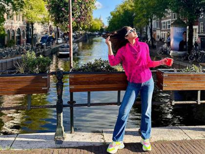In pics: Sara Ali Khan gives glimpse of her travel diaries from Amsterdam | In pics: Sara Ali Khan gives glimpse of her travel diaries from Amsterdam In pics: Sara Ali Khan gives glimpse of her travel diaries from Amsterdam | In pics: Sara Ali Khan gives glimpse of her travel diaries from Amsterdam