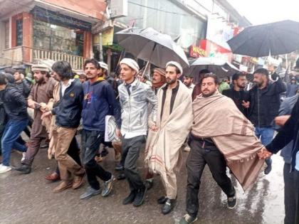 Youth in PoK hit the streets in protest against inflation, unemployment | Youth in PoK hit the streets in protest against inflation, unemployment Youth in PoK hit the streets in protest against inflation, unemployment | Youth in PoK hit the streets in protest against inflation, unemployment