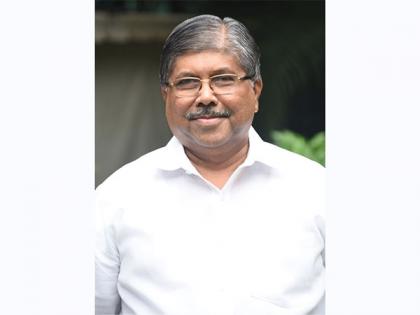 Maharashtra's New Student Insurance Program Aims to Secure Futures | Maharashtra's New Student Insurance Program Aims to Secure Futures Maharashtra's New Student Insurance Program Aims to Secure Futures | Maharashtra's New Student Insurance Program Aims to Secure Futures