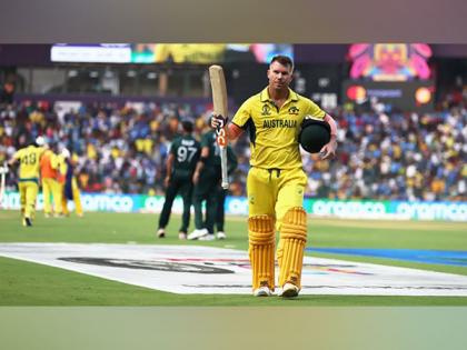 Warner equals Kohli's four consecutive tons, creates records in 163-run knock against Pakistan | Warner equals Kohli's four consecutive tons, creates records in 163-run knock against Pakistan