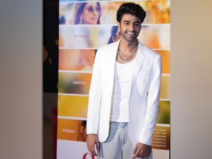 "Scene fitted perfectly well with narrative": 'Dono' actor Rohan Khurana on kissing sequence in film | "Scene fitted perfectly well with narrative": 'Dono' actor Rohan Khurana on kissing sequence in film "Scene fitted perfectly well with narrative": 'Dono' actor Rohan Khurana on kissing sequence in film | "Scene fitted perfectly well with narrative": 'Dono' actor Rohan Khurana on kissing sequence in film