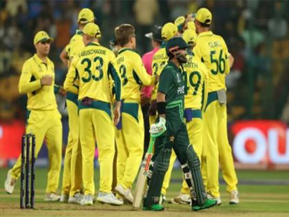 Warner, Marsh score tons as Australia dominate Pakistan bowling; win World Cup clash by 62 runs | Warner, Marsh score tons as Australia dominate Pakistan bowling; win World Cup clash by 62 runs
