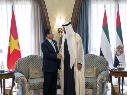 UAE President meets with Vietnamese Prime Minister on sidelines of GCC-ASEAN summit in Riyadh | UAE President meets with Vietnamese Prime Minister on sidelines of GCC-ASEAN summit in Riyadh UAE President meets with Vietnamese Prime Minister on sidelines of GCC-ASEAN summit in Riyadh | UAE President meets with Vietnamese Prime Minister on sidelines of GCC-ASEAN summit in Riyadh