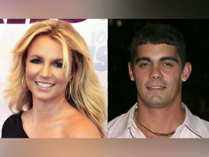 Britney Spears recalls her Las Vegas wedding with Jason Alexander | Britney Spears recalls her Las Vegas wedding with Jason Alexander Britney Spears recalls her Las Vegas wedding with Jason Alexander | Britney Spears recalls her Las Vegas wedding with Jason Alexander
