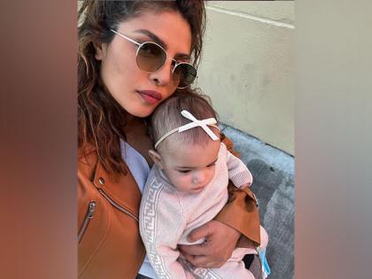 Priyanka Chopra feels overwhelmed as mother "every day" | Priyanka Chopra feels overwhelmed as mother "every day"