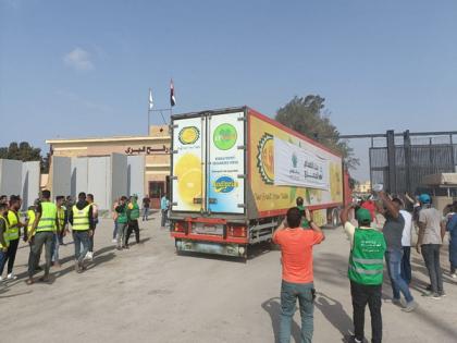 Israel-Hamas war: Third humanitarian aid convoy enters Gaza | Israel-Hamas war: Third humanitarian aid convoy enters Gaza Israel-Hamas war: Third humanitarian aid convoy enters Gaza | Israel-Hamas war: Third humanitarian aid convoy enters Gaza