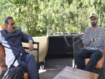 Stalwart batter Virat Kohli meets Himachal Pradesh Chief Minister Thakur Sukhwinder Singh Sukhu | Stalwart batter Virat Kohli meets Himachal Pradesh Chief Minister Thakur Sukhwinder Singh Sukhu