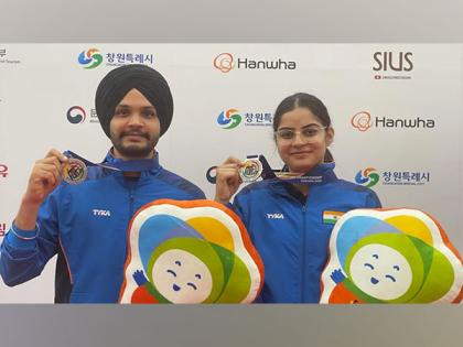 Asian Shooting Championships: Sarabjot-Surbhi secure 10 m air pistol mixed team silver | Asian Shooting Championships: Sarabjot-Surbhi secure 10 m air pistol mixed team silver