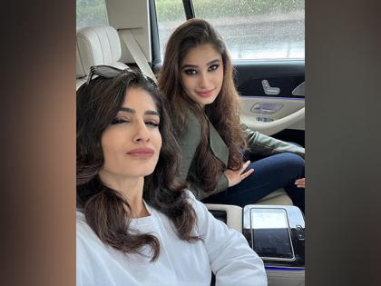 Raveena Tandon's daughter Rasha Thadani shares special birthday wishes for her mom | Raveena Tandon's daughter Rasha Thadani shares special birthday wishes for her mom Raveena Tandon's daughter Rasha Thadani shares special birthday wishes for her mom | Raveena Tandon's daughter Rasha Thadani shares special birthday wishes for her mom