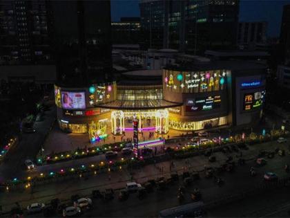 Phoenix Marketcity, Pune Diwali Decor Unveiling by Esha Deol to welcome the festivities | Phoenix Marketcity, Pune Diwali Decor Unveiling by Esha Deol to welcome the festivities Phoenix Marketcity, Pune Diwali Decor Unveiling by Esha Deol to welcome the festivities | Phoenix Marketcity, Pune Diwali Decor Unveiling by Esha Deol to welcome the festivities