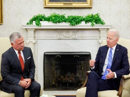 Biden speaks with Jordanian King, says "critical" to ensure Palestinians not forcibly displaced from Gaza | Biden speaks with Jordanian King, says "critical" to ensure Palestinians not forcibly displaced from Gaza Biden speaks with Jordanian King, says "critical" to ensure Palestinians not forcibly displaced from Gaza | Biden speaks with Jordanian King, says "critical" to ensure Palestinians not forcibly displaced from Gaza