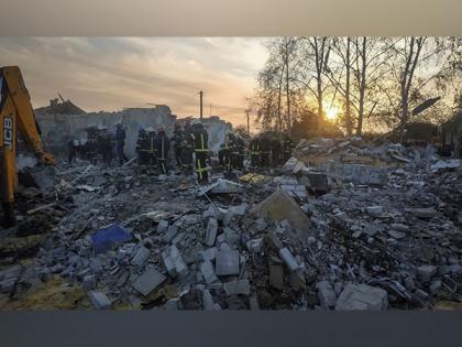 In fierce shelling, Russia attacks over 100 settlements in 24 hours, alleges Ukraine | In fierce shelling, Russia attacks over 100 settlements in 24 hours, alleges Ukraine In fierce shelling, Russia attacks over 100 settlements in 24 hours, alleges Ukraine | In fierce shelling, Russia attacks over 100 settlements in 24 hours, alleges Ukraine
