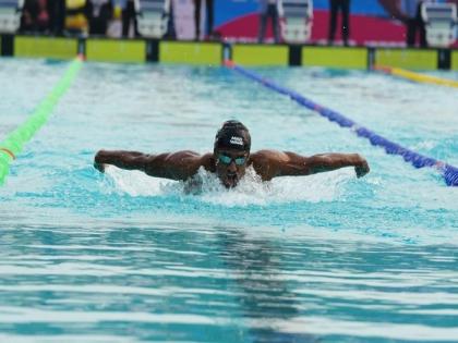 37th National Games: 14-year-old Dhinidhi Desinghu secures swimming gold in 4x200 m | 37th National Games: 14-year-old Dhinidhi Desinghu secures swimming gold in 4x200 m