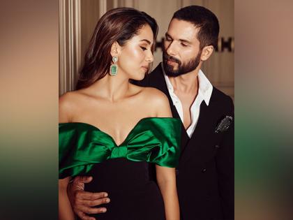 Shahid Kapoor shares picture with his "pride" Mira | Shahid Kapoor shares picture with his "pride" Mira Shahid Kapoor shares picture with his "pride" Mira | Shahid Kapoor shares picture with his "pride" Mira