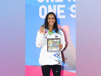National Games: Swimmer Nina Venkatesh wins her fourth gold, Virdhawal Khade does double | National Games: Swimmer Nina Venkatesh wins her fourth gold, Virdhawal Khade does double