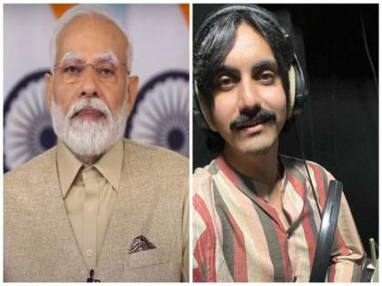 PM Modi praises 'Khalasi' singer, says he is winning hearts | PM Modi praises 'Khalasi' singer, says he is winning hearts PM Modi praises 'Khalasi' singer, says he is winning hearts | PM Modi praises 'Khalasi' singer, says he is winning hearts