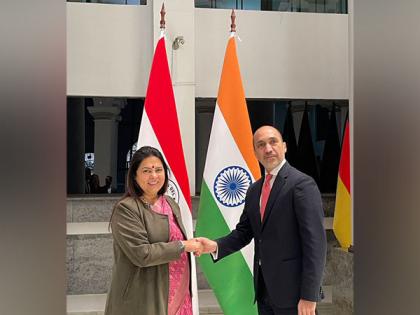MoS Meenakashi Lekhi, Paraguay's Vice Foreign Minister agree to further strengthen multifaceted cooperation | MoS Meenakashi Lekhi, Paraguay's Vice Foreign Minister agree to further strengthen multifaceted cooperation