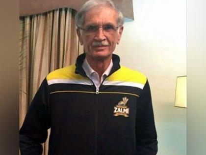 Imran Khan's slogan of 'Naya Pakistan' was "topi drama", says former party leader Pervez Khattak | Imran Khan's slogan of 'Naya Pakistan' was "topi drama", says former party leader Pervez Khattak