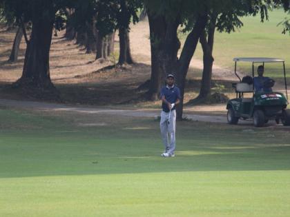 Jeev Milkha Singh Invitational 2023: Jamal Hossain continues at top, extends lead to three shots despite late wobble | Jeev Milkha Singh Invitational 2023: Jamal Hossain continues at top, extends lead to three shots despite late wobble Jeev Milkha Singh Invitational 2023: Jamal Hossain continues at top, extends lead to three shots despite late wobble | Jeev Milkha Singh Invitational 2023: Jamal Hossain continues at top, extends lead to three shots despite late wobble