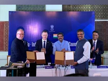 Deakin University, Australia and Indian Institute of Technology (IIT), Gandhinagar sign MoU to boost the education and research ecosystem in the region | Deakin University, Australia and Indian Institute of Technology (IIT), Gandhinagar sign MoU to boost the education and research ecosystem in the region