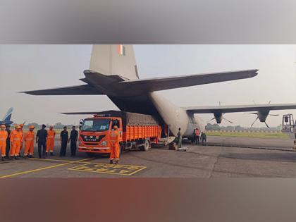 India's second flight carrying 9 tonnes of emergency relief lands in Nepal | India's second flight carrying 9 tonnes of emergency relief lands in Nepal