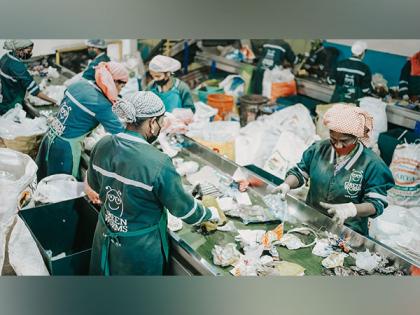 Women in Circularity: Beiersdorf Launches Initiative to Support Women and Leverage Plastic Recycling | Women in Circularity: Beiersdorf Launches Initiative to Support Women and Leverage Plastic Recycling Women in Circularity: Beiersdorf Launches Initiative to Support Women and Leverage Plastic Recycling | Women in Circularity: Beiersdorf Launches Initiative to Support Women and Leverage Plastic Recycling
