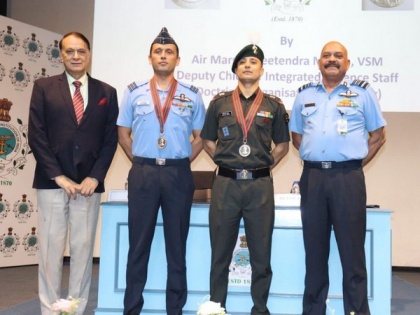 USI MacGregor Memorial Medal Presented To Officers From Army and IAF | USI MacGregor Memorial Medal Presented To Officers From Army and IAF