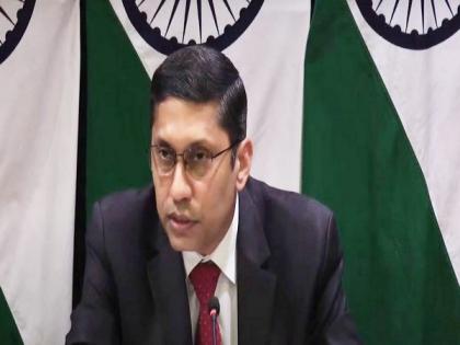 "India repeatedly raised issue of fees on Kartarpur corridor with Pakistan, but haven't received any update": MEA | "India repeatedly raised issue of fees on Kartarpur corridor with Pakistan, but haven't received any update": MEA "India repeatedly raised issue of fees on Kartarpur corridor with Pakistan, but haven't received any update": MEA | "India repeatedly raised issue of fees on Kartarpur corridor with Pakistan, but haven't received any update": MEA