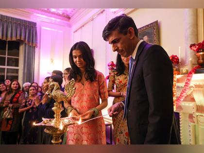 UK PM Sunak, a "devout Hindu", extends wishes on Diwali, Bandi Chhor Divas | UK PM Sunak, a "devout Hindu", extends wishes on Diwali, Bandi Chhor Divas UK PM Sunak, a "devout Hindu", extends wishes on Diwali, Bandi Chhor Divas | UK PM Sunak, a "devout Hindu", extends wishes on Diwali, Bandi Chhor Divas