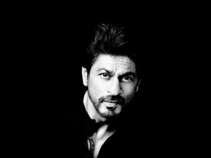 Shah Rukh Khan steals attention at Diwali bash of Salman Khan's sister | Shah Rukh Khan steals attention at Diwali bash of Salman Khan's sister Shah Rukh Khan steals attention at Diwali bash of Salman Khan's sister | Shah Rukh Khan steals attention at Diwali bash of Salman Khan's sister