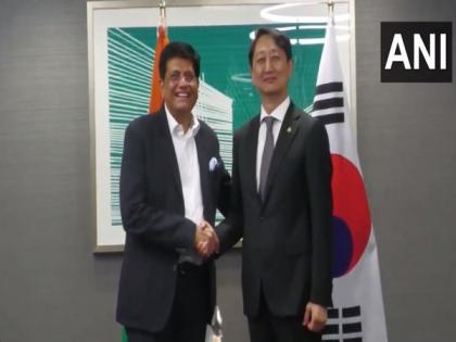 US: Commerce Minister Piyush Goyal holds bilateral with counterparts from South Korea, Singapore | US: Commerce Minister Piyush Goyal holds bilateral with counterparts from South Korea, Singapore US: Commerce Minister Piyush Goyal holds bilateral with counterparts from South Korea, Singapore | US: Commerce Minister Piyush Goyal holds bilateral with counterparts from South Korea, Singapore