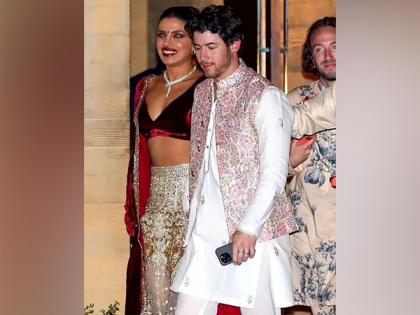 In pics: Priyanka Chopra-Nick Jonas host Diwali bash in Los Angeles | In pics: Priyanka Chopra-Nick Jonas host Diwali bash in Los Angeles