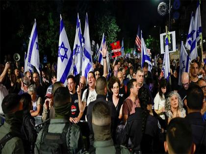 Kin of hostages begin protest march in Tel Aviv for their release | Kin of hostages begin protest march in Tel Aviv for their release