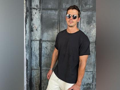"I couldn't be happier," says Antoni Porowski as he talks about Taylor Swift, Travis Kelce's relationship | "I couldn't be happier," says Antoni Porowski as he talks about Taylor Swift, Travis Kelce's relationship