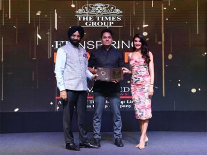 Jammbo Co-Founder Manasvi Singh, felicitated at ET Inspiring Leaders Awards 2023 | Jammbo Co-Founder Manasvi Singh, felicitated at ET Inspiring Leaders Awards 2023 Jammbo Co-Founder Manasvi Singh, felicitated at ET Inspiring Leaders Awards 2023 | Jammbo Co-Founder Manasvi Singh, felicitated at ET Inspiring Leaders Awards 2023