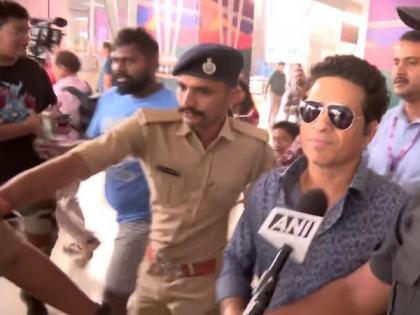 Batting maestro Sachin Tendulkar arrives in Ahmedabad for WC final | Batting maestro Sachin Tendulkar arrives in Ahmedabad for WC final