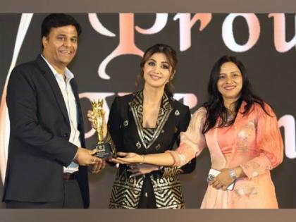 Qutone Tiles Awarded as "India's Most Innovative Tile Brand" by Actor Shilpa Shetty at Industry Leaders Awards 2023 | Qutone Tiles Awarded as "India's Most Innovative Tile Brand" by Actor Shilpa Shetty at Industry Leaders Awards 2023 Qutone Tiles Awarded as "India's Most Innovative Tile Brand" by Actor Shilpa Shetty at Industry Leaders Awards 2023 | Qutone Tiles Awarded as "India's Most Innovative Tile Brand" by Actor Shilpa Shetty at Industry Leaders Awards 2023