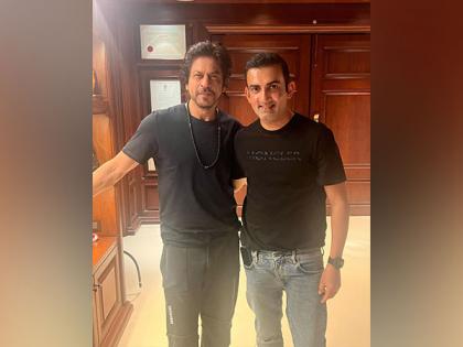 "Humaara apna hai, family hai": Shah Rukh Khan on Gautam Gambhir's return to KKR | "Humaara apna hai, family hai": Shah Rukh Khan on Gautam Gambhir's return to KKR "Humaara apna hai, family hai": Shah Rukh Khan on Gautam Gambhir's return to KKR | "Humaara apna hai, family hai": Shah Rukh Khan on Gautam Gambhir's return to KKR