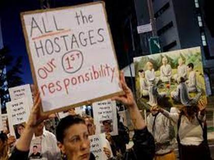 First group of Israeli hostages handed over to Red Cross, en route to Rafah crossing | First group of Israeli hostages handed over to Red Cross, en route to Rafah crossing