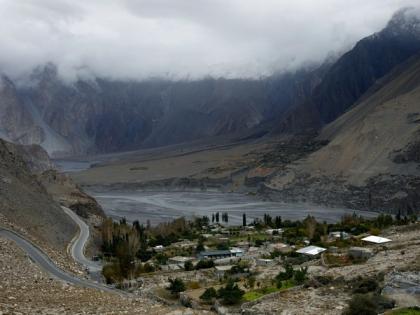 Melting glaciers endanger mountain villages in Pakistan | Melting glaciers endanger mountain villages in Pakistan Melting glaciers endanger mountain villages in Pakistan | Melting glaciers endanger mountain villages in Pakistan