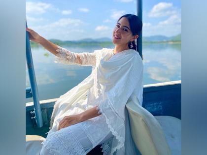 Sara Ali Khan extends Gurpurab greetings to her fans | Sara Ali Khan extends Gurpurab greetings to her fans Sara Ali Khan extends Gurpurab greetings to her fans | Sara Ali Khan extends Gurpurab greetings to her fans