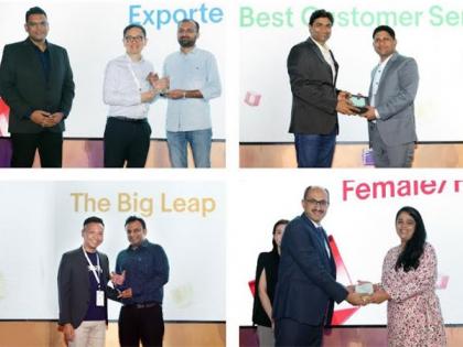 eBay Awarded Top Sellers at Exporter of the Year Event in Dubai | eBay Awarded Top Sellers at Exporter of the Year Event in Dubai eBay Awarded Top Sellers at Exporter of the Year Event in Dubai | eBay Awarded Top Sellers at Exporter of the Year Event in Dubai
