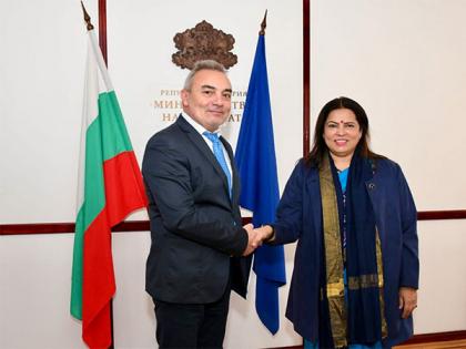 MoS Meenakashi Lekhi, Bulgaria's Culture Minister exchange ideas on 'more robust and closer cultural cooperation' | MoS Meenakashi Lekhi, Bulgaria's Culture Minister exchange ideas on 'more robust and closer cultural cooperation' MoS Meenakashi Lekhi, Bulgaria's Culture Minister exchange ideas on 'more robust and closer cultural cooperation' | MoS Meenakashi Lekhi, Bulgaria's Culture Minister exchange ideas on 'more robust and closer cultural cooperation'