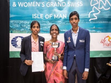Vaishali Rameshbabu becomes India's third female Chess grandmaster, makes history with brother Praggnanandhaa | Vaishali Rameshbabu becomes India's third female Chess grandmaster, makes history with brother Praggnanandhaa Vaishali Rameshbabu becomes India's third female Chess grandmaster, makes history with brother Praggnanandhaa | Vaishali Rameshbabu becomes India's third female Chess grandmaster, makes history with brother Praggnanandhaa